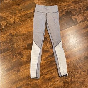 Lululemon leggings can be worn 2 ways!